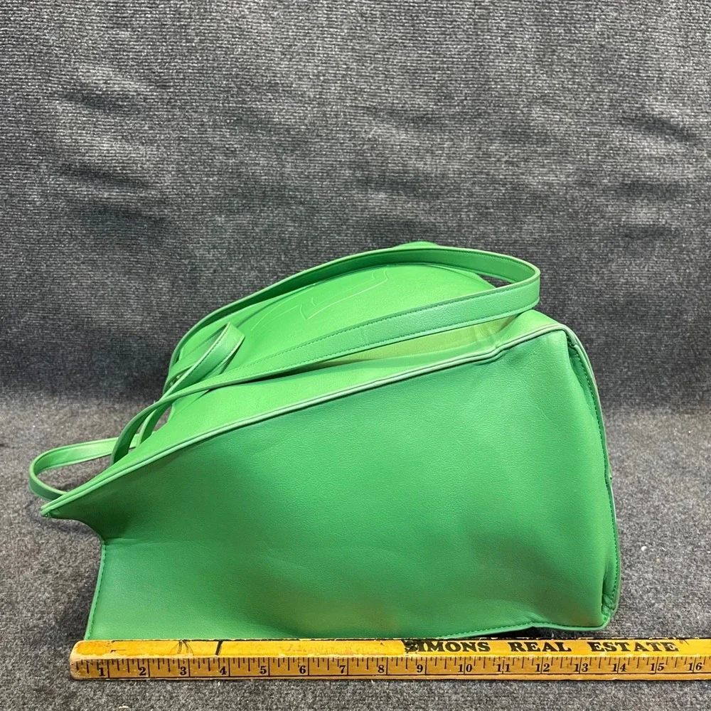 Alpha Kappa Alpha Sorority Inc Boule 2022 Green Ivy Leaf Tote Bag Travel Handbag